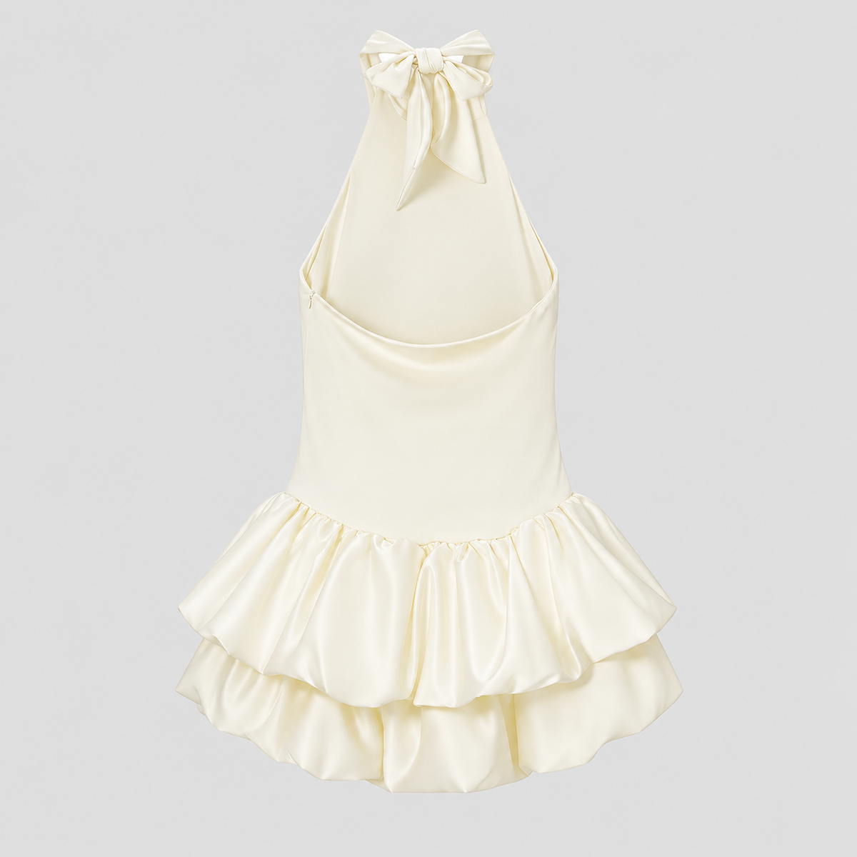 ROBE COURTE À VOLANTS COL AMÉRICAIN