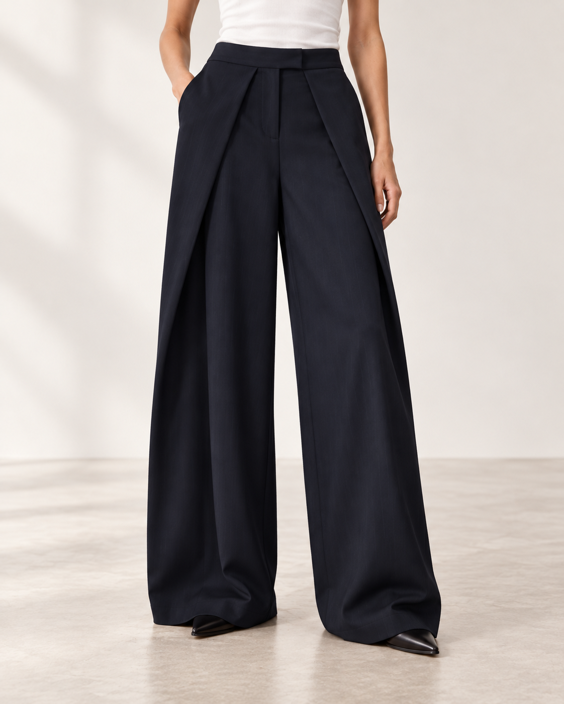PANTALON LARGE À PINCES