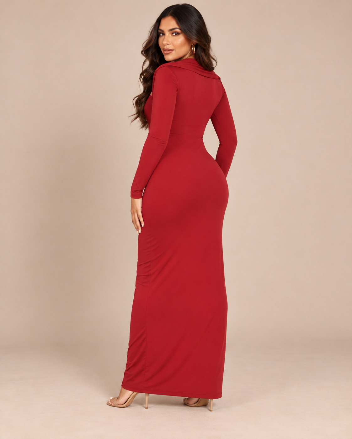 ROBE LONGUE EN MAILLE COL CARRÉ