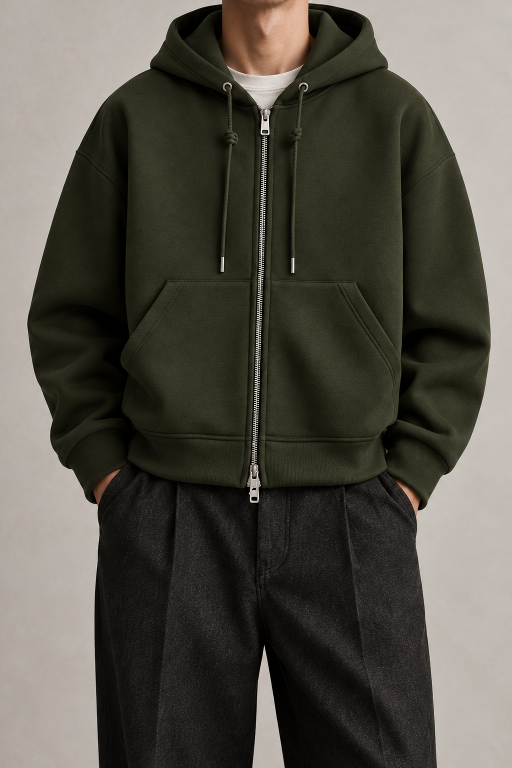GILET ZIPPÉ À CAPUCHE