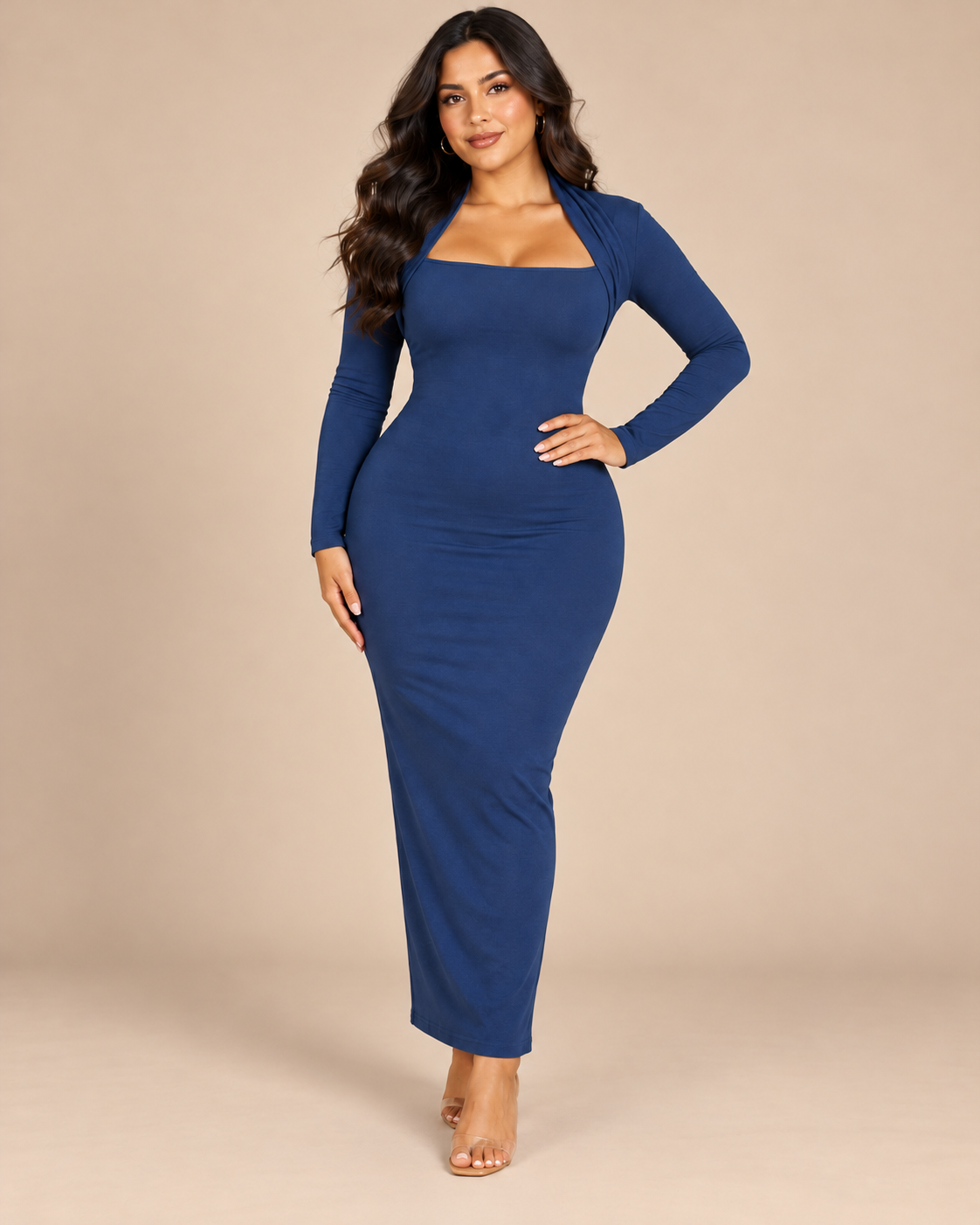 ROBE LONGUE EN MAILLE COL CARRÉ