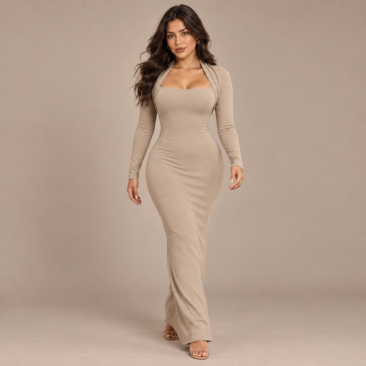 ROBE LONGUE EN MAILLE COL CARRÉ