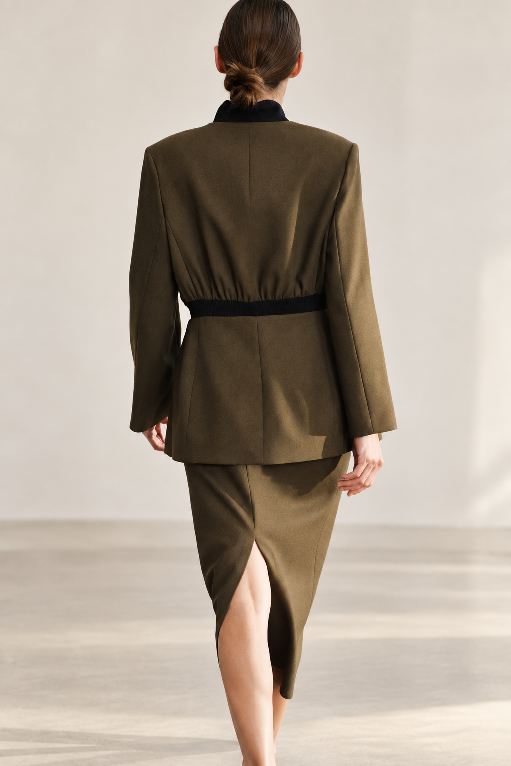 VESTE CINTRÉE EN LAINE