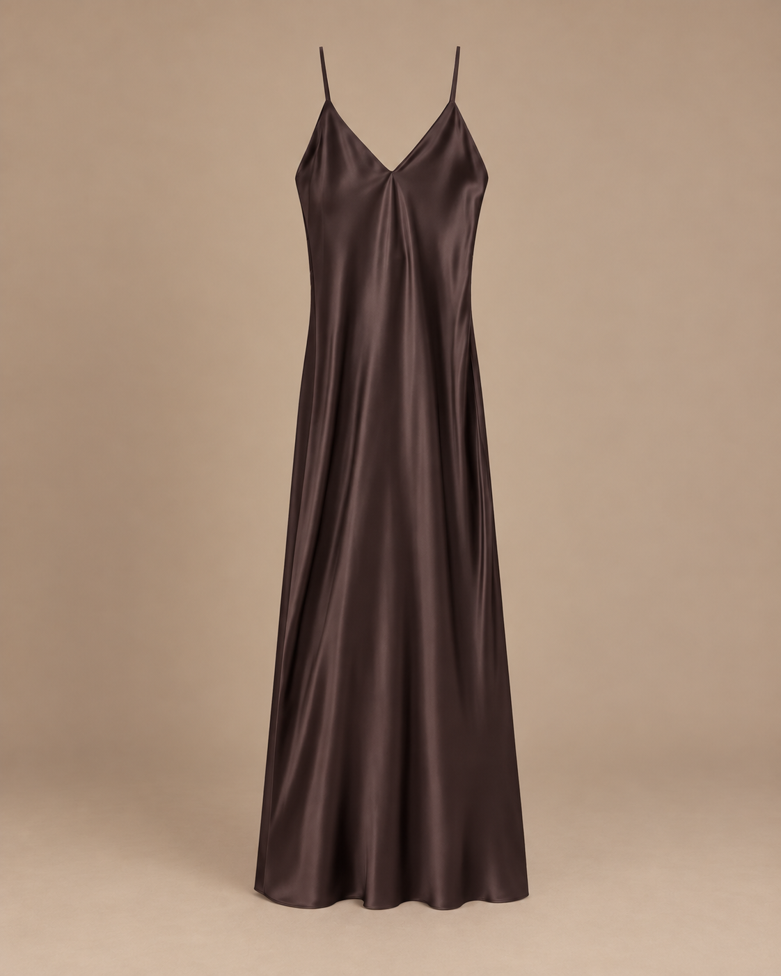 ROBE LONGUE SATINÉE À BRETELLES