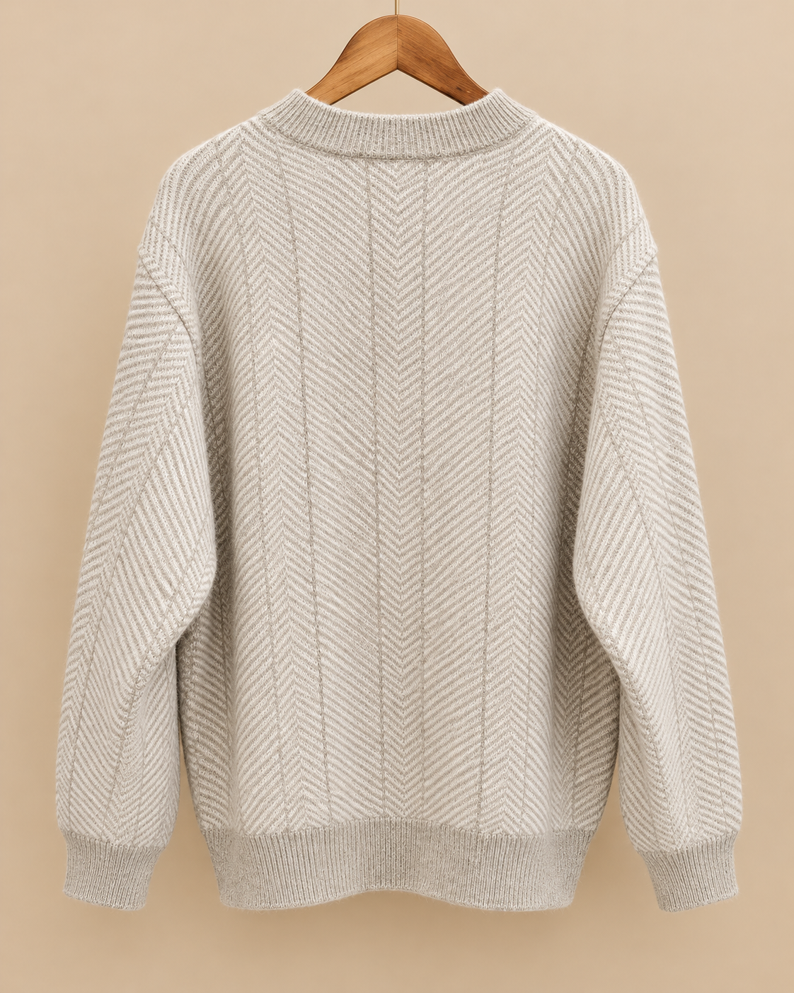 PULL COL ROND AVEC DÉTAILS CONTRASTÉS