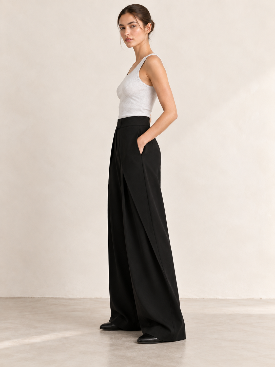 PANTALON LARGE À PINCES