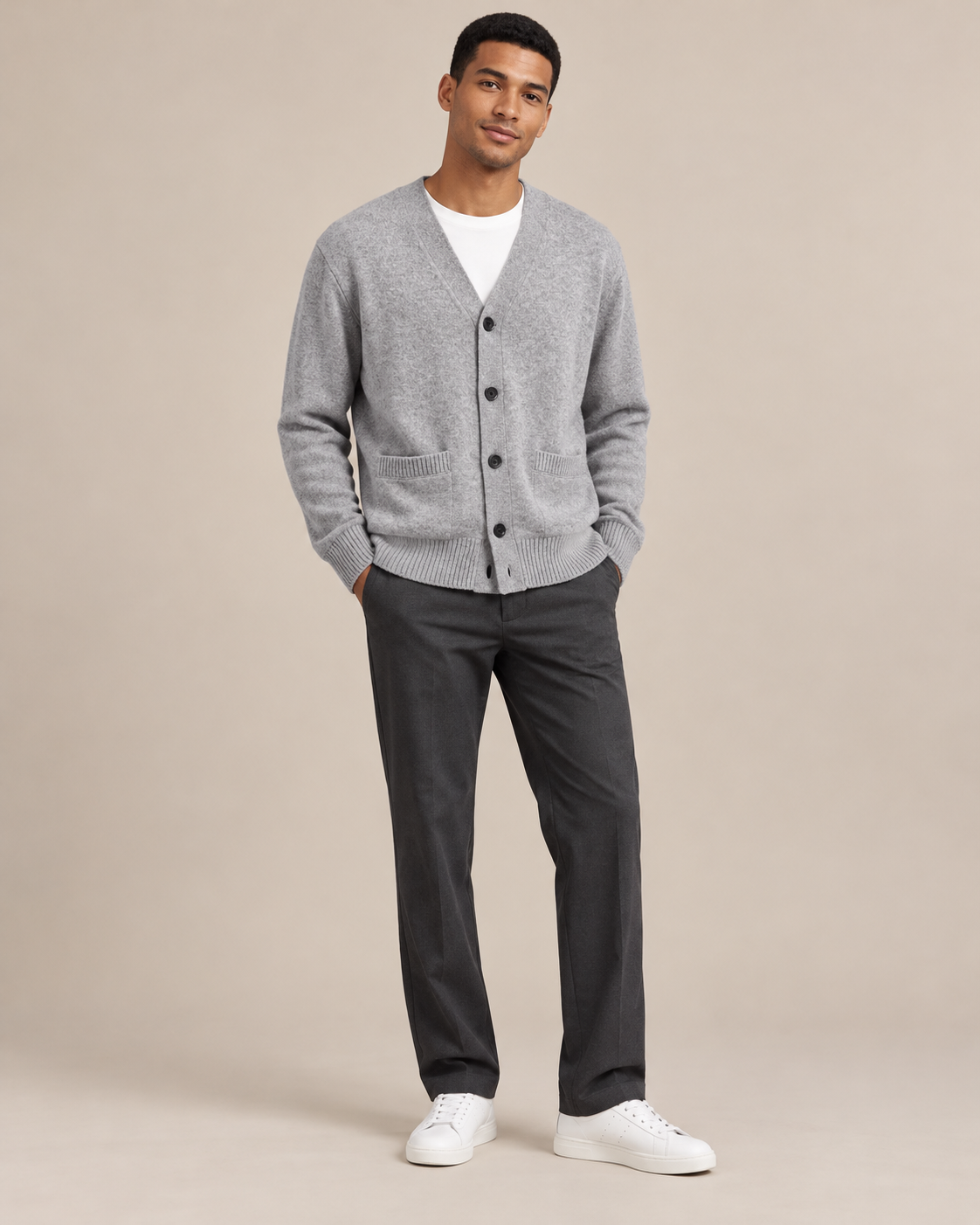 CARDIGAN BOUTONNÉ COL V
