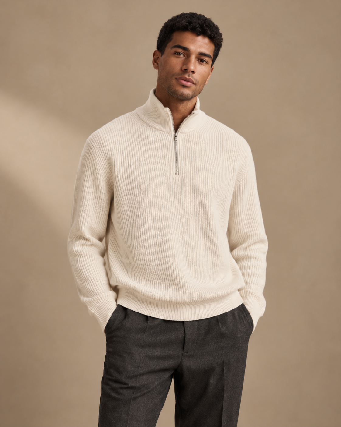 PULL COL MONTANT EN MAILLE DEMI-ZIP