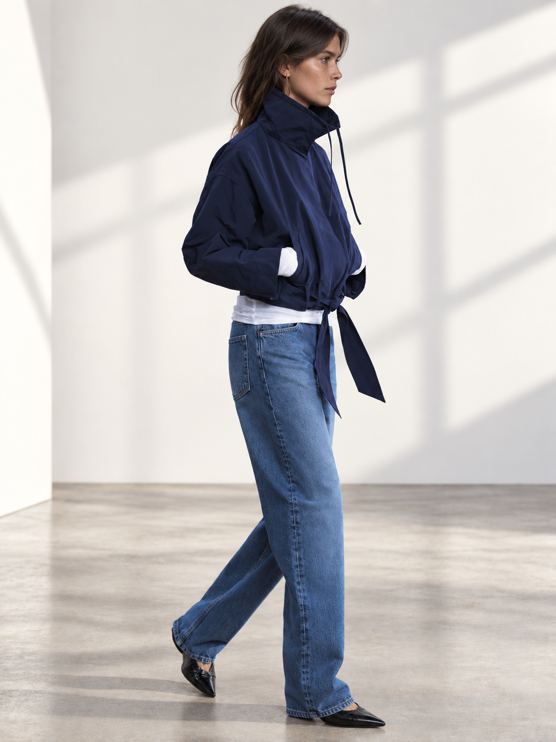 VESTE COURTE AVEC CEINTURE